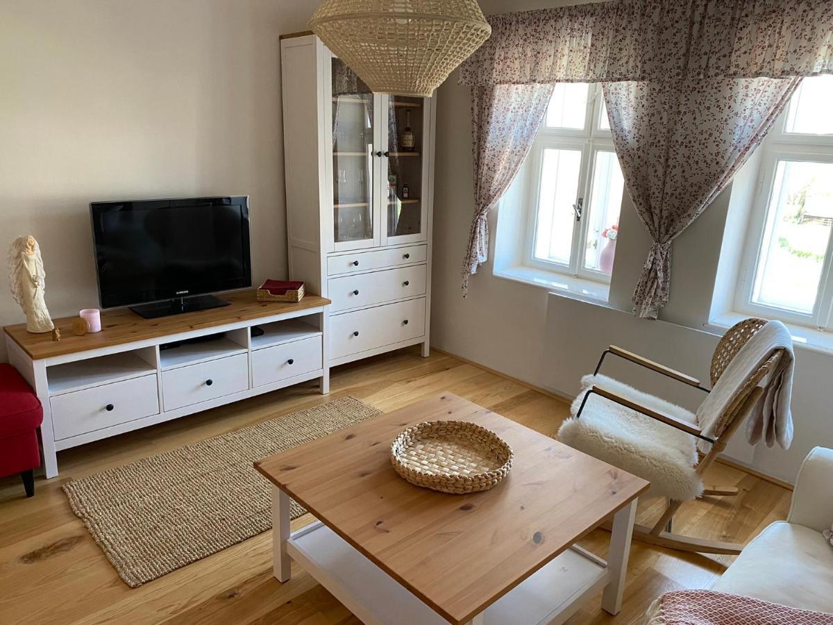 Вилла Nad Slovackym Sklipkem Tupesy Экстерьер фото